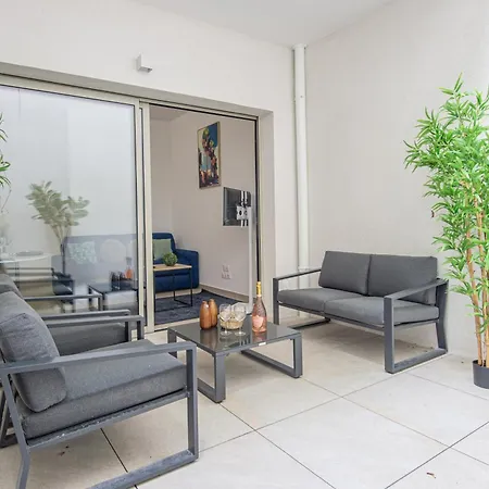 Apartment Neuf - Patio Interieur - Parking - Ef Èze