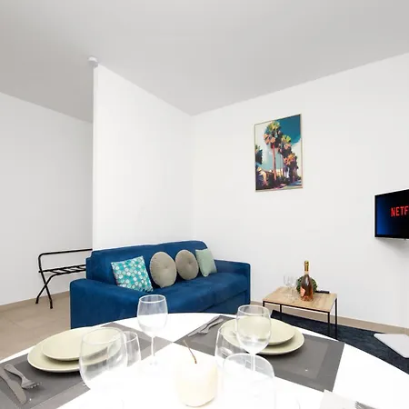 Neuf - Patio Interieur - Parking - Ef