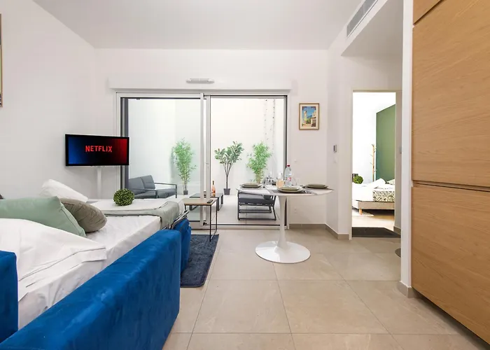 شقة Neuf - Patio Interieur - Parking - Ef