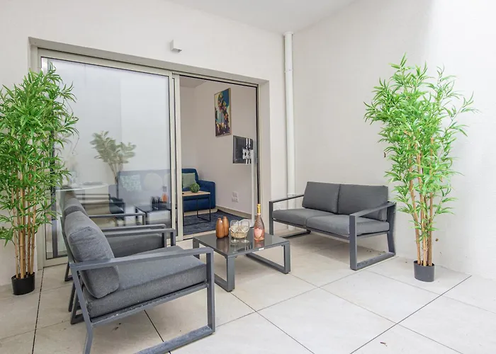 شقة Neuf - Patio Interieur - Parking - Ef إز
